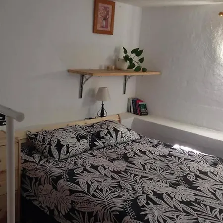 Half Wooden Rural Lägenhet Fasnia