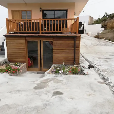 Half Wooden Rural Lägenhet Fasnia