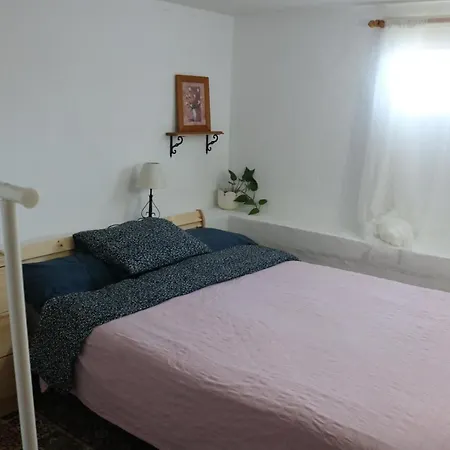 Half Wooden Rural Lägenhet Fasnia