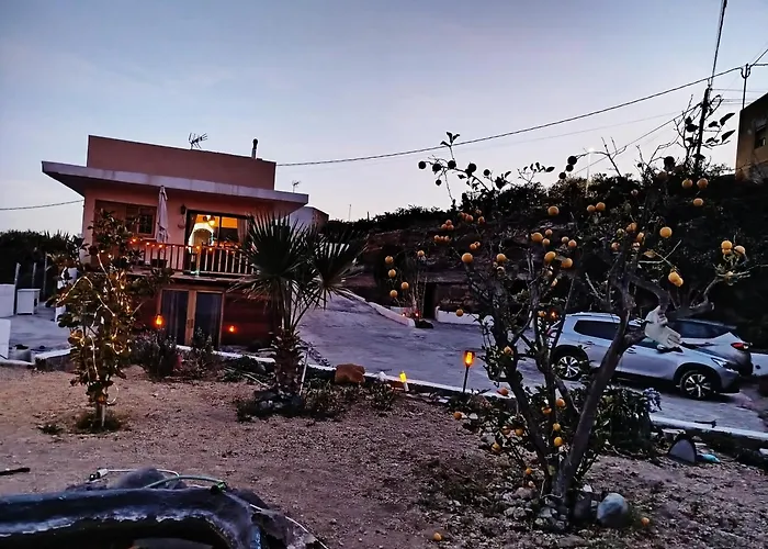 Half Wooden Rural * Fasnia